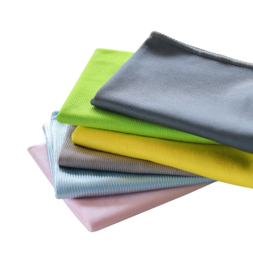 Microfiber polyester (bright) glass towel